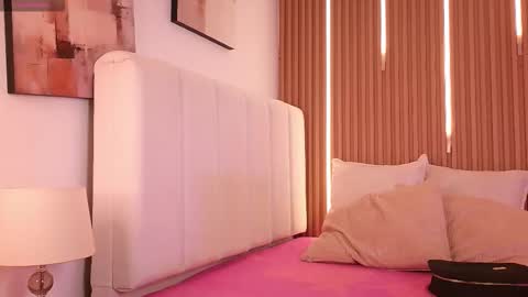 Sensual Kim77 online show from 03/29/26, 01:00