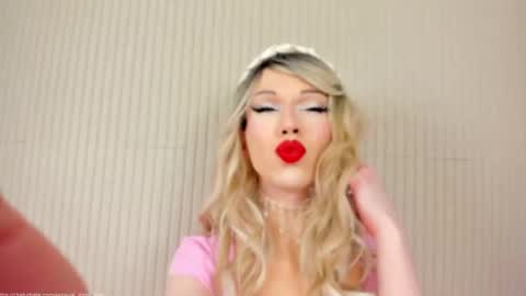 Mia online show from 02/28/25, 08:50