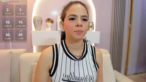 Sophie     online show from 03/25/26, 11:16