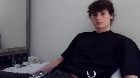 Cam online show from 02/22/25, 01:00