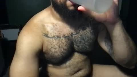 Snapshot of sensualbates chatting on 09/11/25, 04:56 SensualBates online show from 09/11/25, 04:56