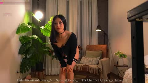 Maria- OF sensual bee online show from 04/01/26, 12:33