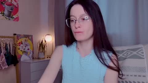 Snapshot of sensuallucy233 chatting on 05/29/26, 10:46 sensuallucy233 online show from 05/29/26, 10:46