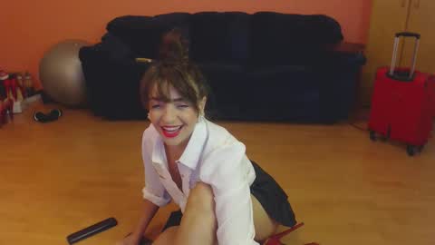 Snapshot of sensualmyra chatting on 03/01/26, 01:35 sensualmyra online show from 03/01/26, 01:35