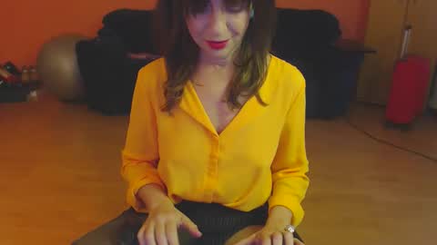 Snapshot of sensualmyra chatting on 03/19/26, 02:32 sensualmyra online show from 03/19/26, 02:32