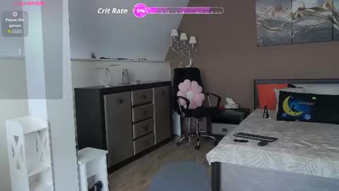 Snapshot of sensualwoman4u chatting on 07/12/26, 04:14 Tina online show from 07/12/26, 04:14
