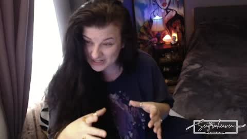 Tara online show from 03/26/26, 01:28