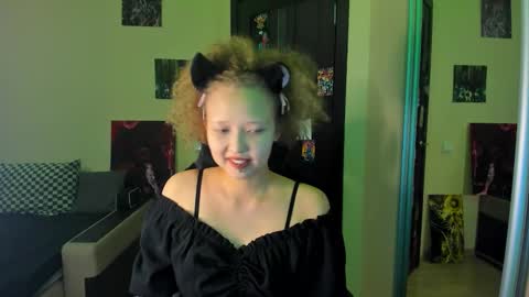 senya_sol online show from 03/25/26, 10:38