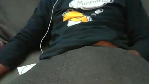 Snapshot of sephirot444 chatting on 11/16/25, 08:47 sephirot444 online show from 11/16/25, 08:47