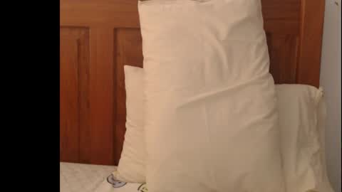 Anne online show from 10/11/25, 05:39