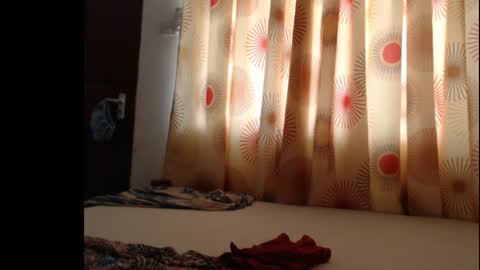 Anne online show from 11/19/25, 07:41