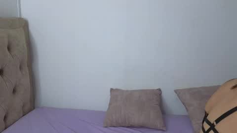 serafina_ online show from 06/02/26, 06:43