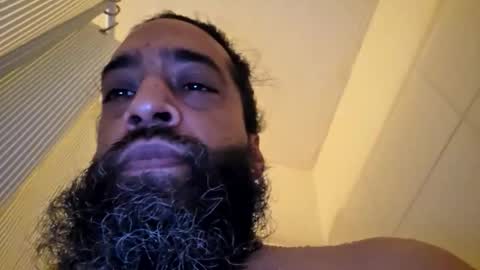 Snapshot of serani02 chatting on 01/09/26, 07:44 Serani online show from 01/09/26, 07:44