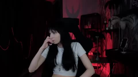 Snapshot of seraphinesparda chatting on 06/13/26, 11:52 Sera online show from 06/13/26, 11:52