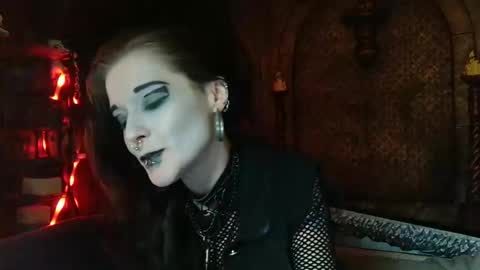 Snapshot of seraphinmunster chatting on 04/22/26, 06:20 Seraphin Munster online show from 04/22/26, 06:20