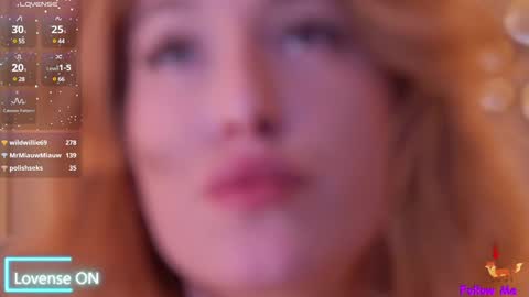 Snapshot of serena_bennet chatting on 01/17/25, 11:51 Serena online show from 01/17/25, 11:51