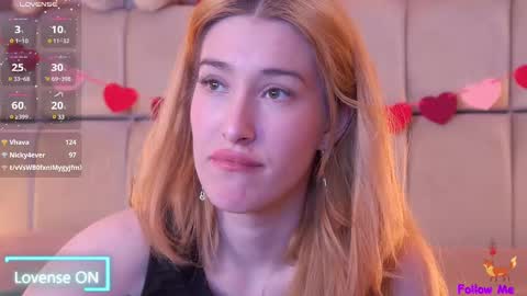 Snapshot of serena_bennet chatting on 02/21/25, 11:43 Serena online show from 02/21/25, 11:43