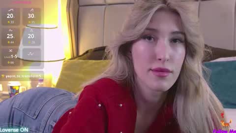 Snapshot of serena_bennet chatting on 11/14/25, 10:47 Serena online show from 11/14/25, 10:47