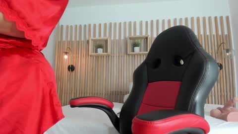 Snapshot of serena_fox chatting on 02/02/26, 11:42 Serena online show from 02/02/26, 11:42