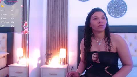 Snapshot of serena_houstonn chatting on 09/12/25, 11:32 Serena online show from 09/12/25, 11:32