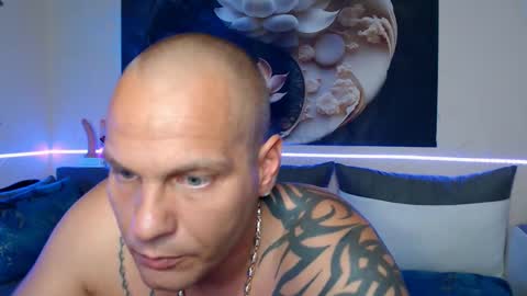 serenaandryan online show from 09/22/25, 06:32