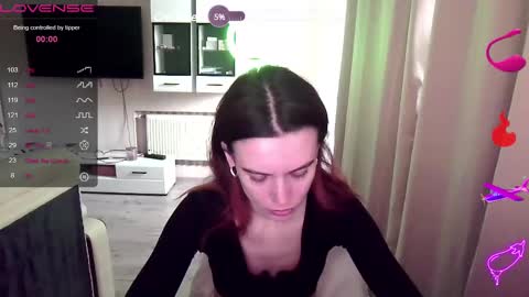 serenamilss online show from 02/19/25, 10:56