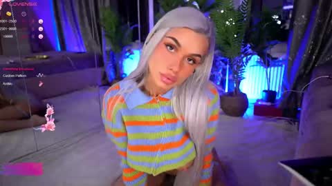 Serene Sophiex online show from 02/12/25, 08:50