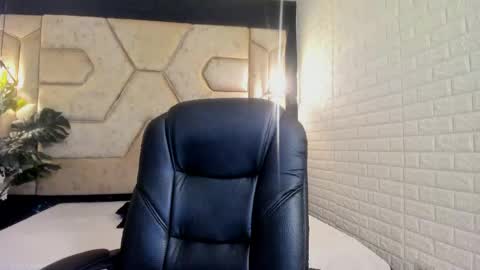 Serene online show from 04/29/26, 12:53