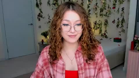 Ophelia online show from 03/31/26, 04:07