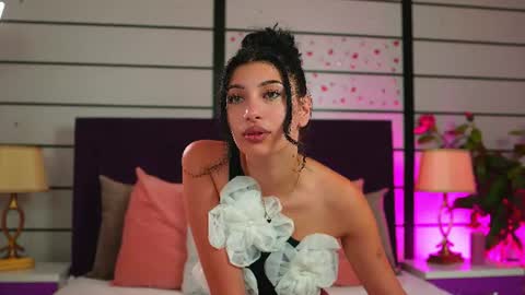 Serene online show from 07/01/26, 04:58