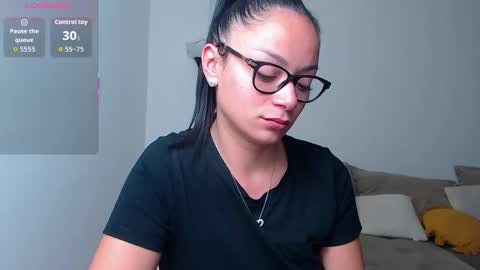 Snapshot of serenesophi chatting on 11/03/25, 03:08 SereneSophi online show from 11/03/25, 03:08