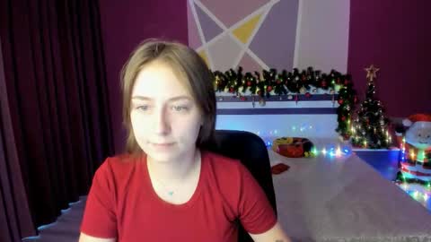 Snapshot of serenitywild chatting on 12/23/25, 06:33 serenitywild online show from 12/23/25, 06:33