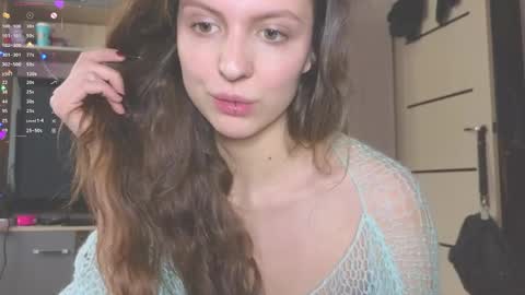 Snapshot of sereta_fin chatting on 02/19/26, 10:33 Hey Guys and Girls non-binary personalities Im Sereta online show from 02/19/26, 10:33