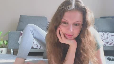 Snapshot of sereta_fin chatting on 04/01/26, 08:37 Hey Guys and Girls non-binary personalities Im Sereta online show from 04/01/26, 08:37