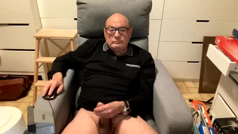 serge8413 online show from 12/28/24, 11:26