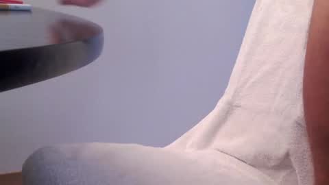 Snapshot of sergio_ch chatting on 03/11/25, 06:53 sergio_ch online show from 03/11/25, 06:53