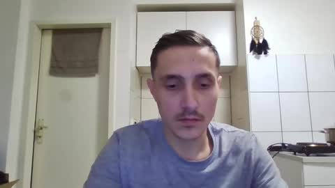 Snapshot of serhio27 chatting on 01/01/25, 06:37 meta23meta online show from 01/01/25, 06:37