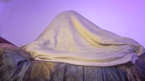 Snapshot of serquass chatting on 03/06/26, 08:27 JENDRA HERE YOUR PERSONAL HOST FOR LIVED SELF-LOVE online show from 03/06/26, 08:27