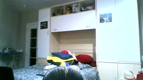 Snapshot of serrano49 chatting on 12/10/24, 12:06 serrano49 online show from 12/10/24, 12:06