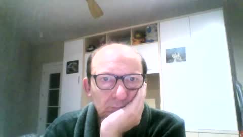 Snapshot of serrano49 chatting on 01/06/25, 03:31 serrano49 online show from 01/06/25, 03:31