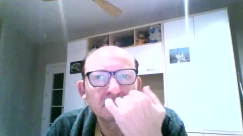 Snapshot of serrano49 chatting on 01/24/25, 01:45 serrano49 online show from 01/24/25, 01:45