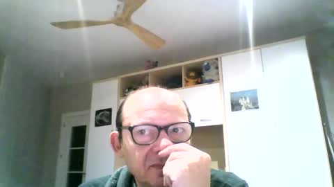 Snapshot of serrano49 chatting on 02/02/25, 03:32 serrano49 online show from 02/02/25, 03:32