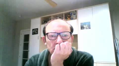 Snapshot of serrano49 chatting on 03/10/25, 03:23 serrano49 online show from 03/10/25, 03:23