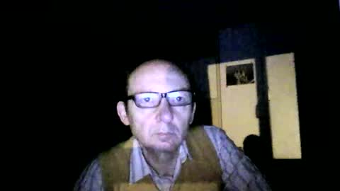 Snapshot of serrano49 chatting on 10/25/25, 06:02 serrano49 online show from 10/25/25, 06:02