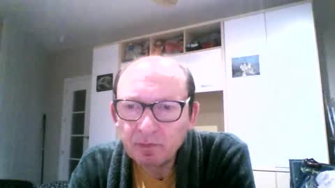 Snapshot of serrano49 chatting on 02/19/26, 02:07 serrano49 online show from 02/19/26, 02:07