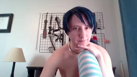 Servile Sarah online show from 03/09/26, 08:24