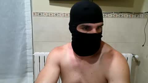 Snapshot of seryx1984 chatting on 06/13/26, 09:46 DarkHeatAthlete online show from 06/13/26, 09:46