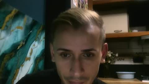 Snapshot of sesinha69 chatting on 11/06/25, 08:32 Sesinha online show from 11/06/25, 08:32