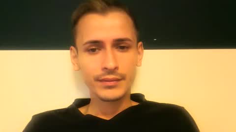 Snapshot of sesinha69 chatting on 11/08/25, 11:32 Sesinha online show from 11/08/25, 11:32
