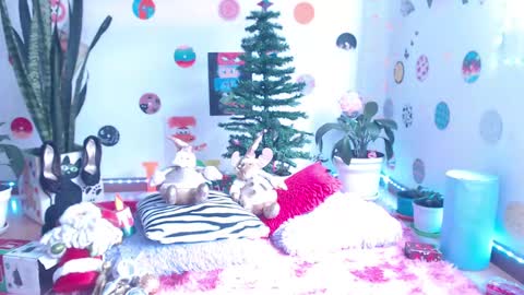 Snapshot of seuctive_woman57 chatting on 12/05/24, 06:44 samy online show from 12/05/24, 06:44